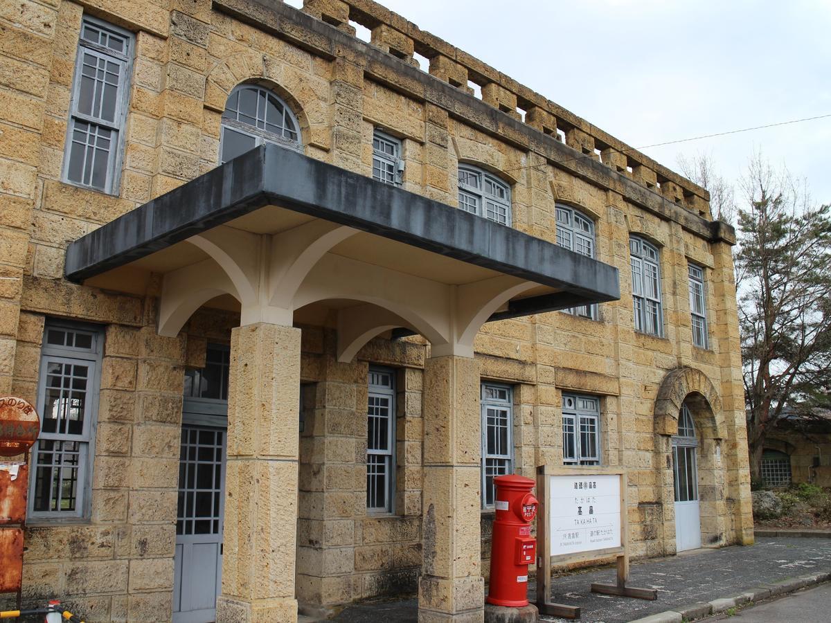Hotel Folkloro Takahata Bagian luar foto