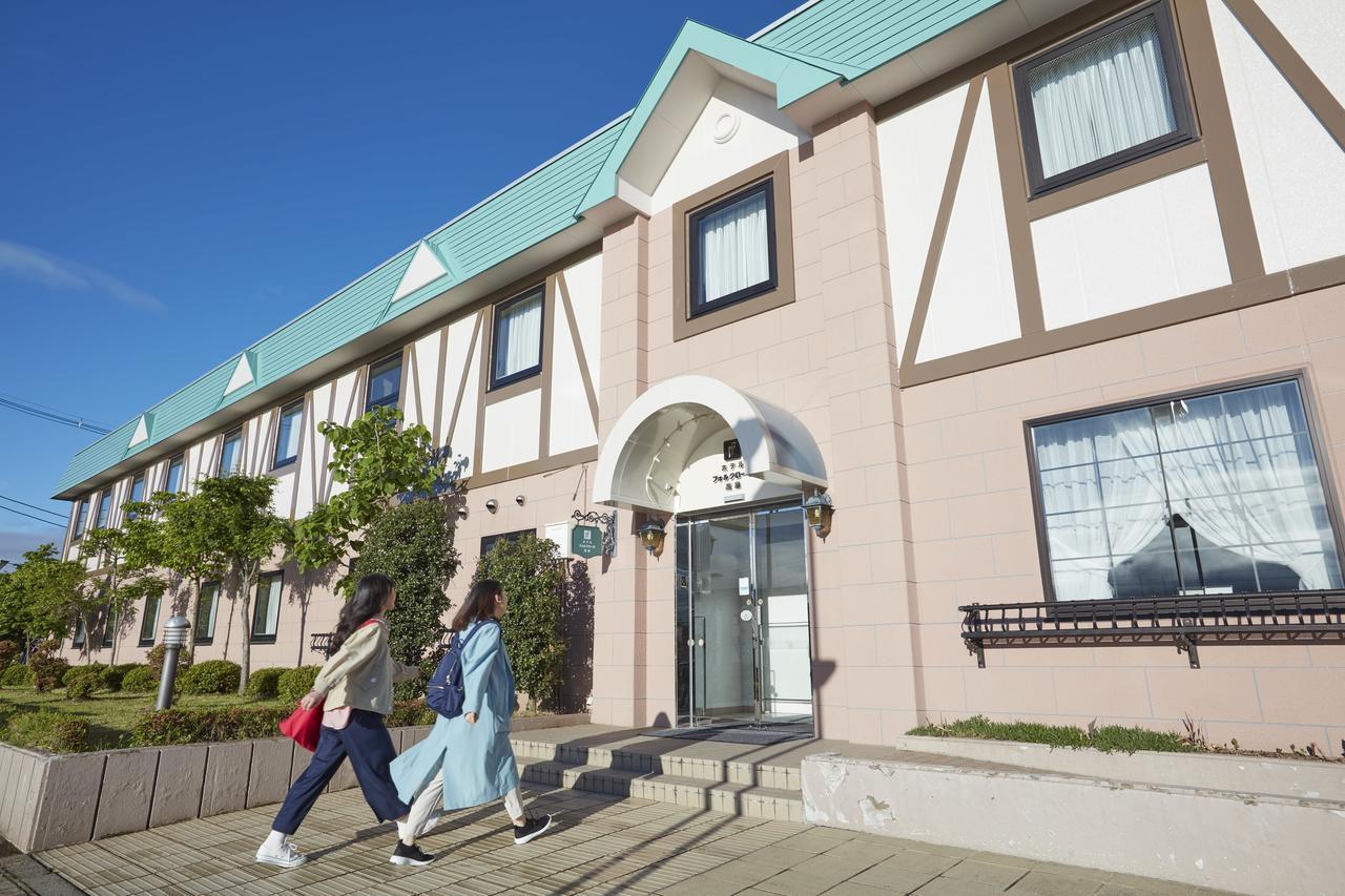 Hotel Folkloro Takahata Bagian luar foto