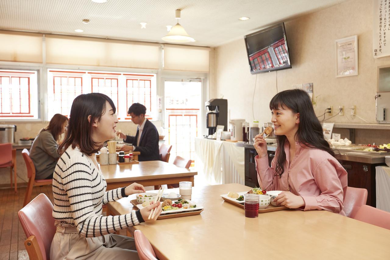 Hotel Folkloro Takahata Bagian luar foto